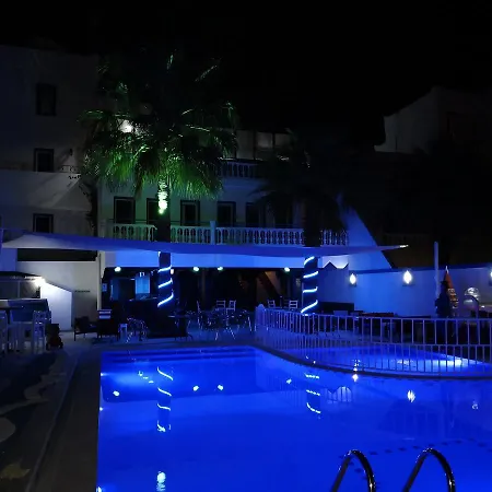 Aparthotel Roadhouse Boutik