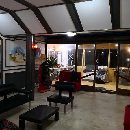 Aparthotel Roadhouse Boutik *