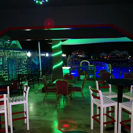 Roadhouse Boutik * Gumbet